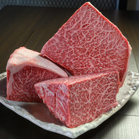 「うしの中山」農場直営店の黒毛和牛使用