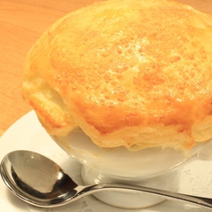 ポルチーニ茸のクリームスープパイ包み焼き