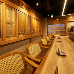 炉端焼きを見ながら