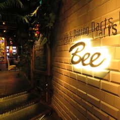 ダイニングダーツバー Bee 天神店の外観3