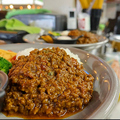 料理メニュー写真&nbsp;自家製キーマカレー～温玉添え～