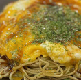 こだわりの【広島お好み焼き】は麺やトッピングで自分好みにカスタム可能！