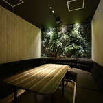 少人数でもお楽しみいただける完全個室♪部屋の雰囲気はそれぞれ違って何度いっても楽しい！