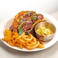 料理メニュー写真&nbsp;プルドポークタコスセット