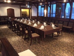 スカイルームは夜景の眺望が自慢のお洒落なパーティー会場