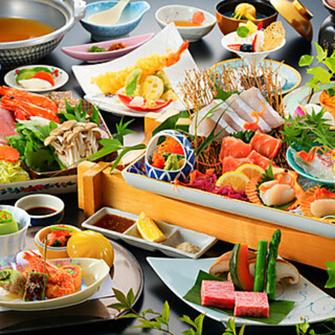 季節の味覚を生かした、和モダン会席料理を大分で味わう。