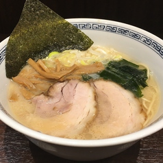 豚骨醤油ラーメン