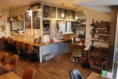 貸切は16名様から。もしくはご予算によっては少人数様でも貸切可。飲み放題メニュー、フルコースメニューなどご用意してますが、ご希望・ご予算に合わせてメニュー内容の変更可。