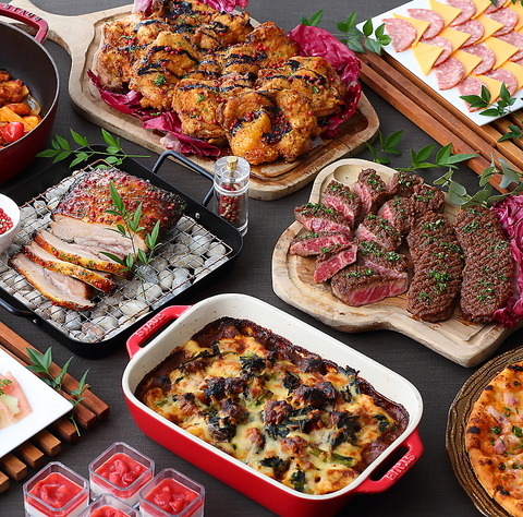 地上31階、140mの絶景とともに季節毎のテーマに沿ったブッフェをお楽しみください。