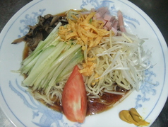 冷麺（夏）／つけ麺（冬）