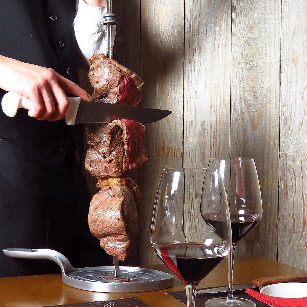 渋谷駅近徒歩2分。路地裏にある隠れ家シュラスコレストラン