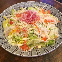 レモンドレッシングのシンプルサラダ