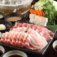 水晶鍋しゃぶしゃぶ 当店自慢の水晶鍋で、上質なしゃぶしゃぶ料理をお楽しみください。