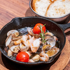 シーフードアヒージョ
