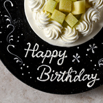 ランチ・ディナー共にメッセージプレート付ホールケーキも対応しております。お祝いやサプライズに！