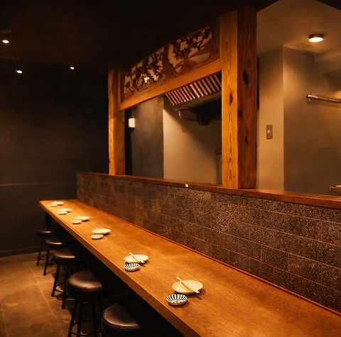 浜焼き、海鮮料理ならなみ小屋へ！2時間飲み放題付きのコースは4000円からご用意。