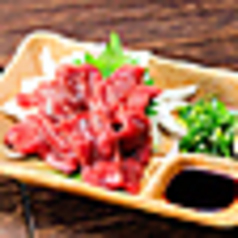 熊本名物 馬刺し