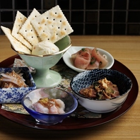 《その季節ならではの味わいを、こだわりの一皿に》