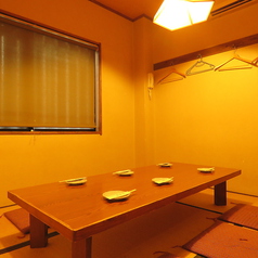 【2F】"部屋名：富士"最小3名様から最大40名様までの広さに応じたお部屋をご用意可能です。
