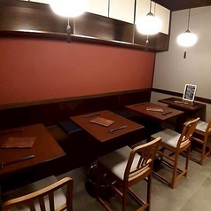 肉酒場 とろっと 新宿三丁目店の雰囲気3