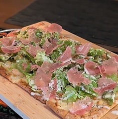 生ハムとチーズのサラダピザ &nbsp;Sサイズ/ Lサイズ