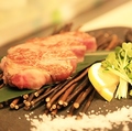 料理メニュー写真 今夜の特選和牛 赤身肉ステーキ（150g）