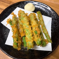 アスパラのビール揚げ