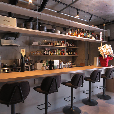 1SSHIN COCKTAIL BAR CbV JNe o[