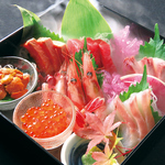 【お料理にはこだわりあり】地元のお客様にも喜ばれるような、クオリティを追求しております。