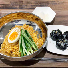 本格韓国料理をお得にランチメニューで。