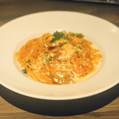 海老とホタテのトマトクリームパスタ