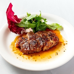 メイン料理が選べる食べ放題メニューをご用意◎