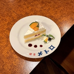 ケーキも各種ございます！