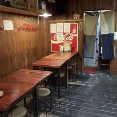 テーブルをつなげて大人数のパーティーもできちゃいます！