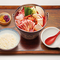 料理メニュー写真&nbsp;豚と鶏のキムチチゲ鍋定食