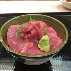 まぐろ丼