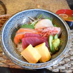 海鮮丼