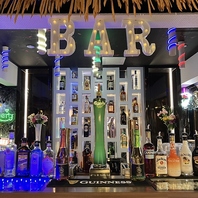 多彩な逸品料理とお酒で乾杯♪