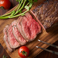 オーブンでじっくり火入れを行うロースト調理のメニュー★