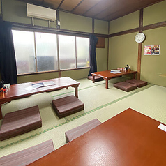 餃子の勝 豊中本店の雰囲気2