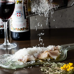 鮮魚のカルパッチョ パルミジャーノ仕立て