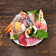 魚樽刺し盛り