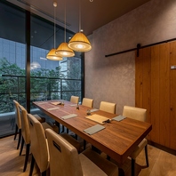 完全個室で、ゆったりとお食事を。