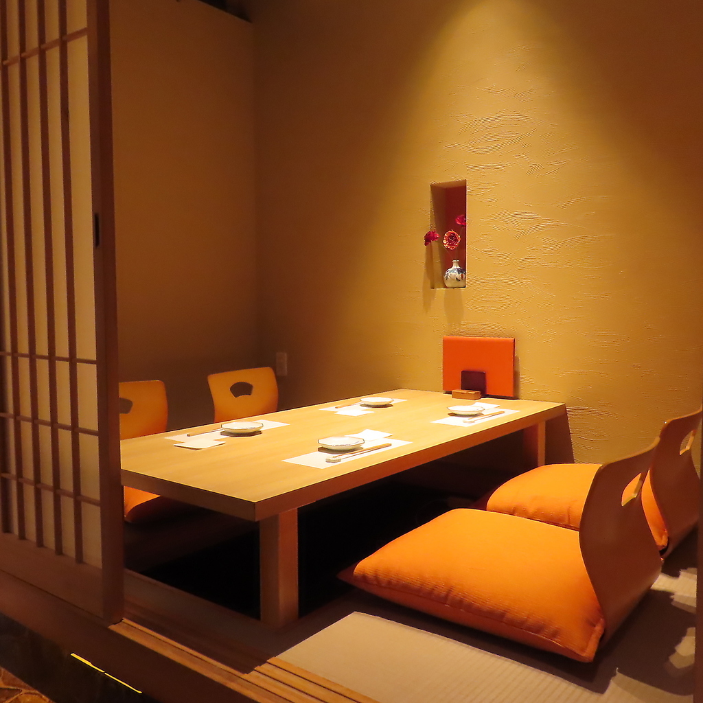 『個室(掘り炬燵式)』×『4室』足を伸ばしてゆっくりと、大切な方へのおもてなし