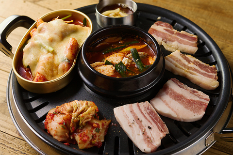 韓国食堂 AKICHI