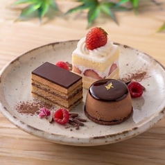 ケーキ盛り合わせ
