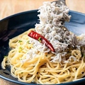料理メニュー写真 山盛り！釜揚げシラスのペペロンチーノ