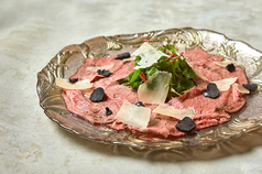 霜降り黒毛和牛生うにのカルパッチョ龍の卵のカラスミ