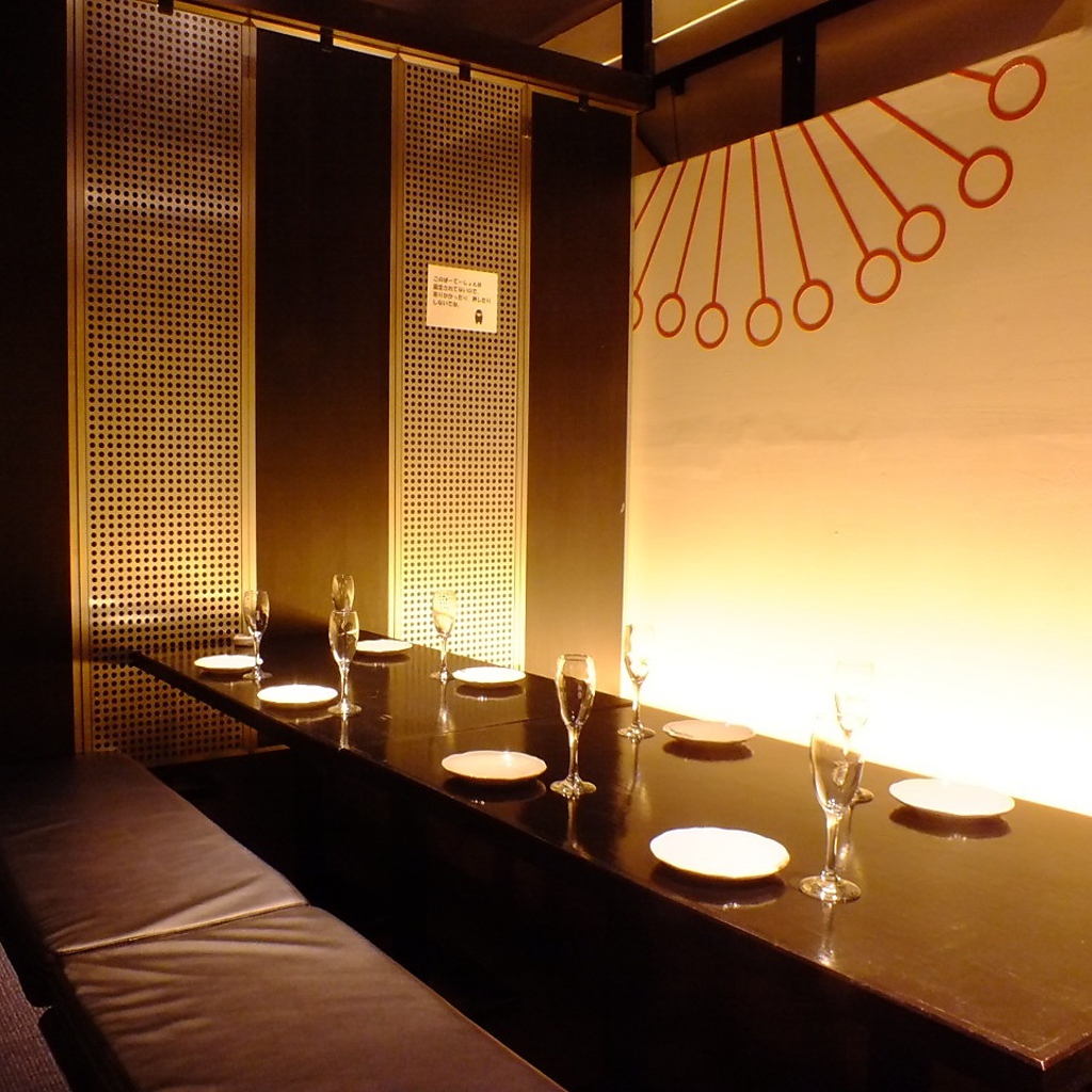 ゆったりくつろげる掘りごたつ個室は人数に合わせてレイアウト可能です♪最大32名までご利用頂けます