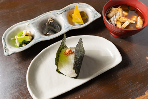 おにぎりカフェ 利さくの写真